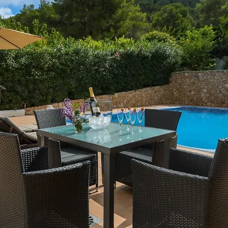 Villa Blanca Santa Eulalia *