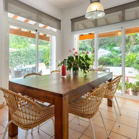 Blanca Santa Eulalia Santa Eulària des Riu