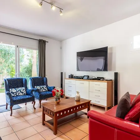 Blanca Santa Eulalia * Santa Eularia des Riu