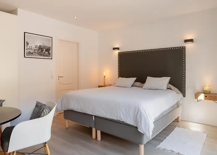 Blanca Santa Eulalia * Santa Eulària des Riu