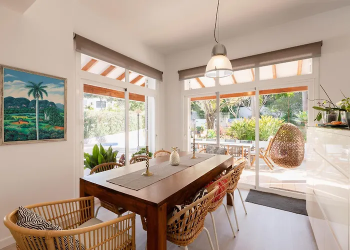 Blanca Santa Eulalia Santa Eulària des Riu