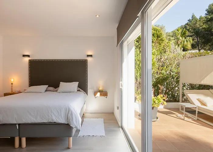 Blanca Santa Eulalia * Santa Eulària des Riu