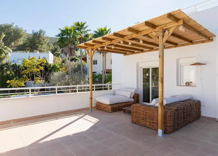 Blanca Santa Eulalia * Santa Eulària des Riu