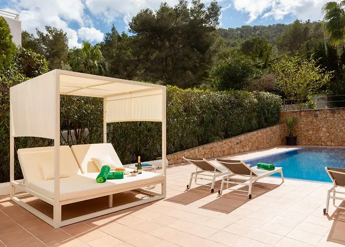 Blanca Santa Eulalia * Santa Eulària des Riu