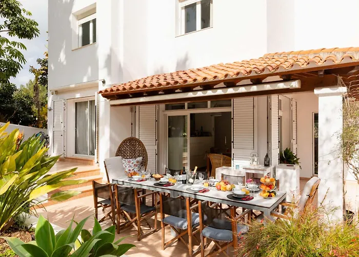 Blanca Santa Eulalia Santa Eulària des Riu